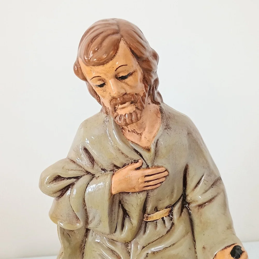 Vintage Hand Painted Chalkware Kneeling Joseph Figure Nativity Replacement 10.5